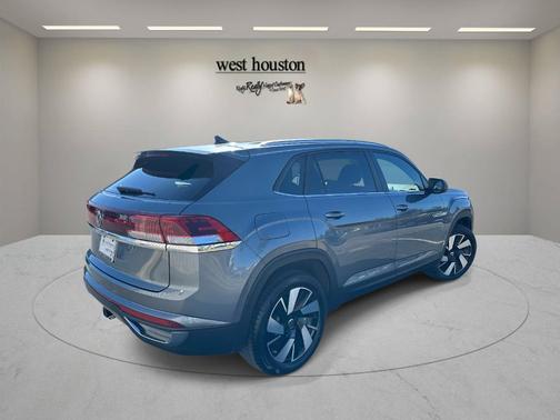 2025 Volkswagen Atlas Cross Sport 2.0T SE w/Technology