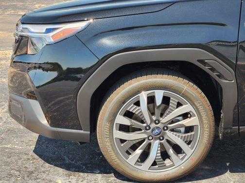 2025 Subaru Forester Hybrid Touring