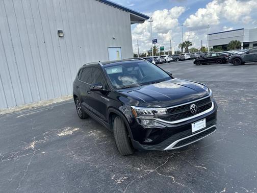 2022 Volkswagen Taos 1.5T SE