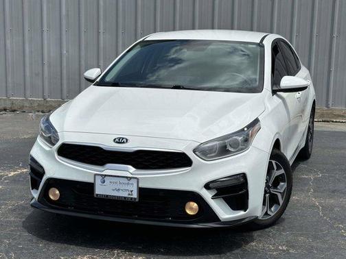 Clear White 2021 Kia Forte LXS