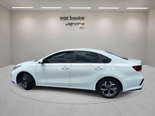 Clear White 2021 Kia Forte LXS