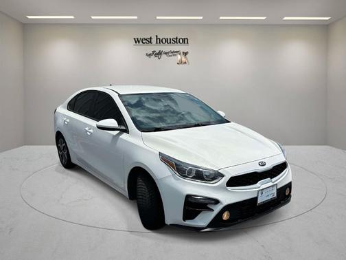 Clear White 2021 Kia Forte LXS