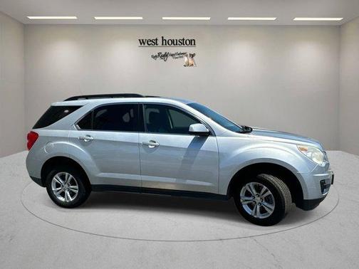 Silver Ice Metallic 2011 Chevrolet Equinox LT