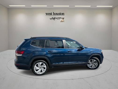 2023 Volkswagen Atlas 3.6L SE w/Technology