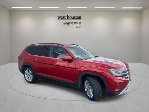 2022 Volkswagen Atlas 3.6L SE w/Technology