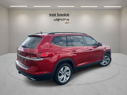 2022 Volkswagen Atlas 3.6L SE w/Technology