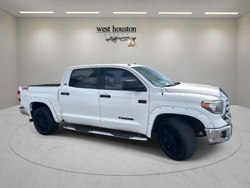 2018 Toyota Tundra SR5