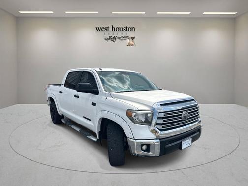 2018 Toyota Tundra SR5