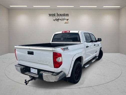 2018 Toyota Tundra SR5
