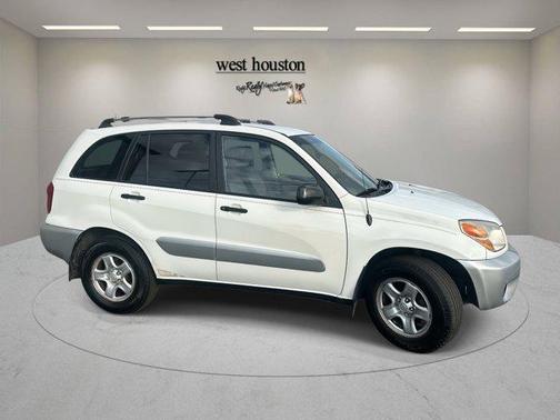 2005 Toyota RAV4 Base