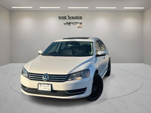 2013 Volkswagen Passat 2.5 SE