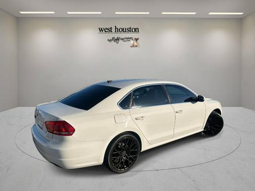 2013 Volkswagen Passat 2.5 SE