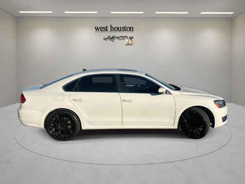 2013 Volkswagen Passat 2.5 SE