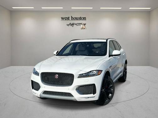 2018 Jaguar F-PACE S