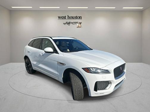 2018 Jaguar F-PACE S