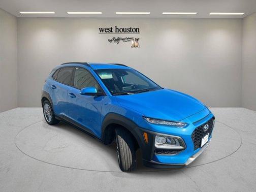 2021 Hyundai KONA SEL Plus