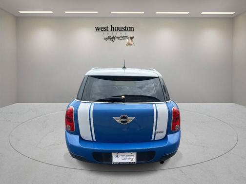 2012 MINI Cooper Countryman Base