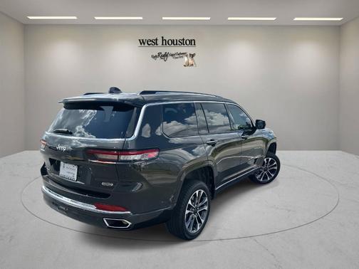 2022 Jeep Grand Cherokee L Overland