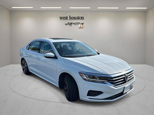 2021 Volkswagen Passat 2.0T SE