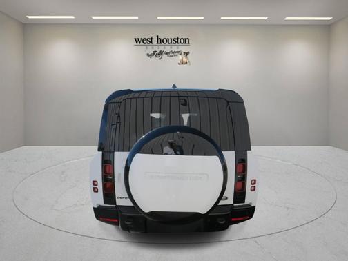 2023 Land Rover Defender X-Dynamic SE