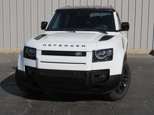 2023 Land Rover Defender X-Dynamic SE