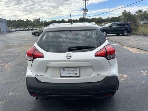 2020 Nissan Kicks SV