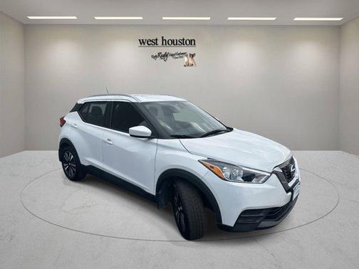 2020 Nissan Kicks SV