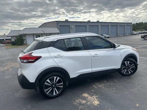 2020 Nissan Kicks SV