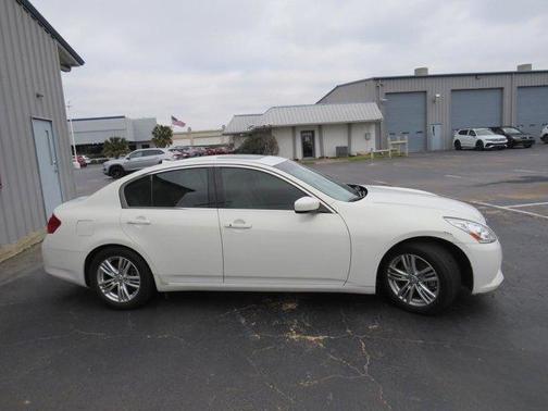 2012 INFINITI G37 Journey