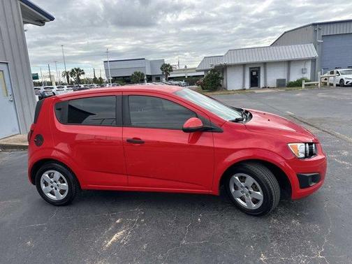 2015 Chevrolet Sonic LS