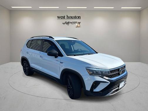 2022 Volkswagen Taos 1.5T S