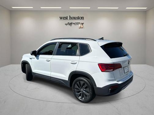 2022 Volkswagen Taos 1.5T S