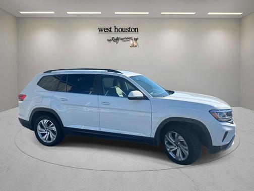 2021 Volkswagen Atlas 3.6L SE w/Technology