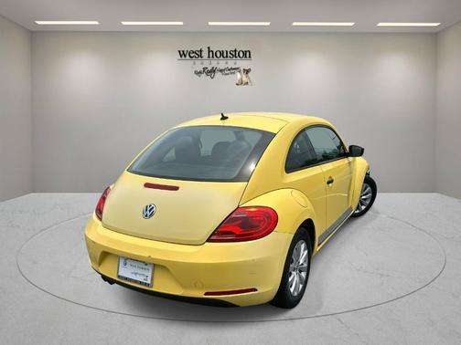 2015 Volkswagen Beetle 1.8T Fleet Edition