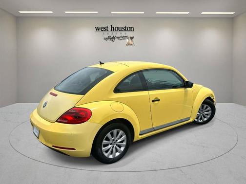 2015 Volkswagen Beetle 1.8T Fleet Edition