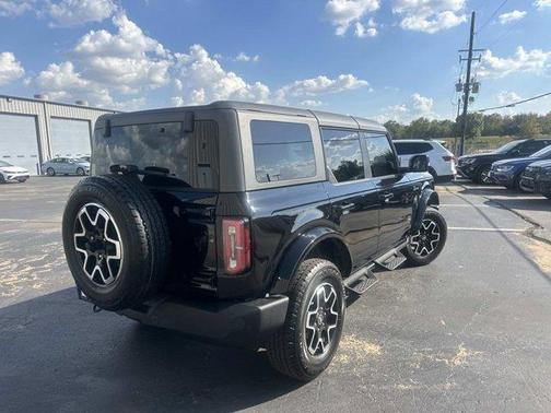 2024 Ford Bronco Outer Banks