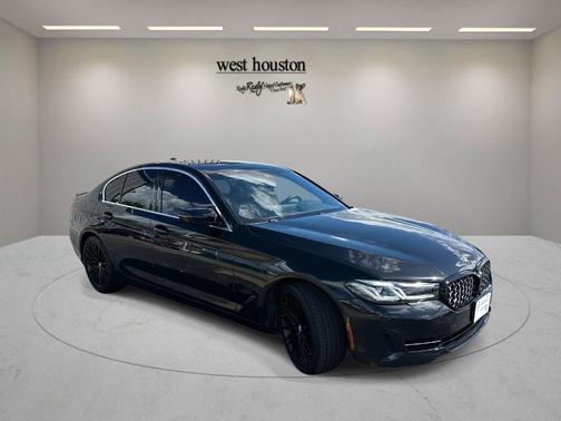 2021 BMW 530 i