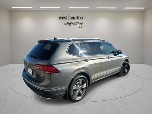 2019 Volkswagen Tiguan 2.0T SEL Premium