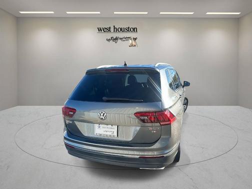 2019 Volkswagen Tiguan 2.0T SEL Premium