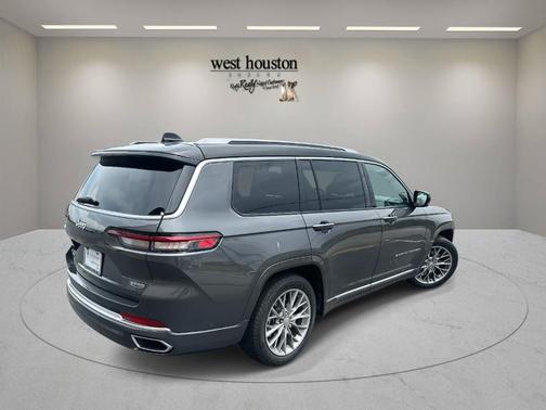 2022 Jeep Grand Cherokee L Summit