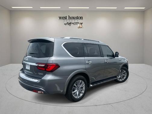 2018 INFINITI QX80 Base