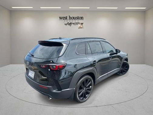 2025 Mazda CX-50 Premium Plus