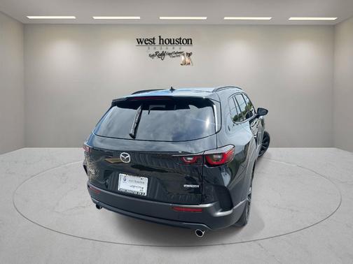 2025 Mazda CX-50 Premium Plus