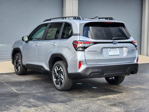 2025 Subaru Forester Hybrid Premium