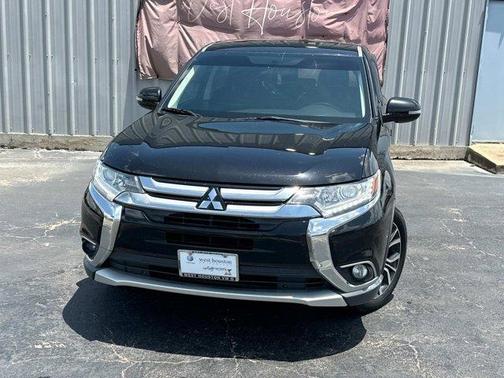 2017 Mitsubishi Outlander SE