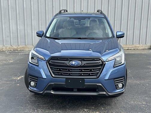 Horizon Blue Pearl 2024 Subaru Forester Limited