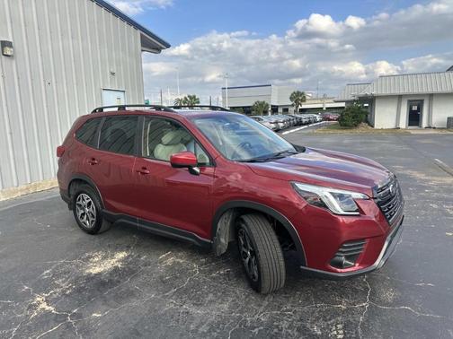 2022 Subaru Forester Premium