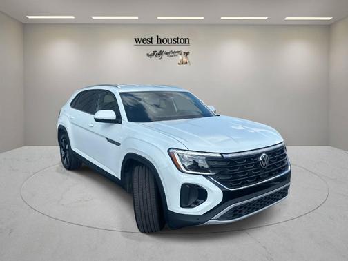 2025 Volkswagen Atlas Cross Sport 2.0T SE w/Technology