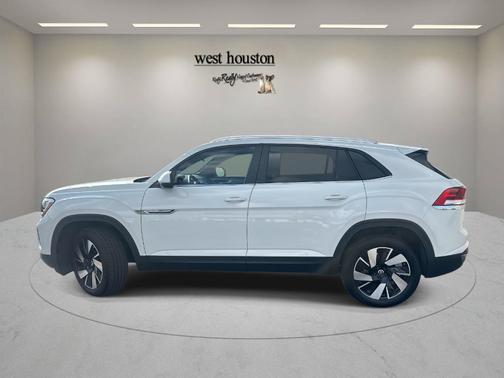 2025 Volkswagen Atlas Cross Sport 2.0T SE w/Technology