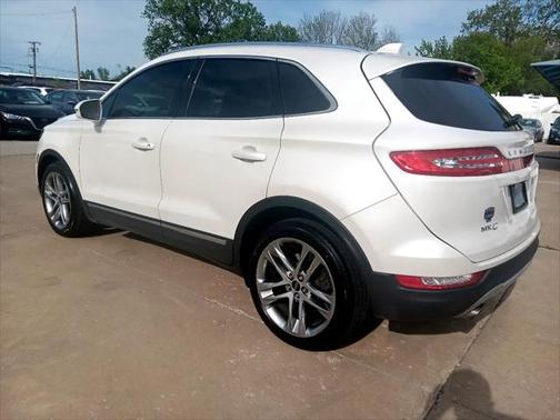 2015 Lincoln MKC Base